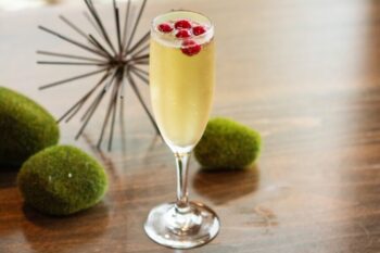 Valentine's Day Cocktail Recipes: White Cranberry Mimosa
